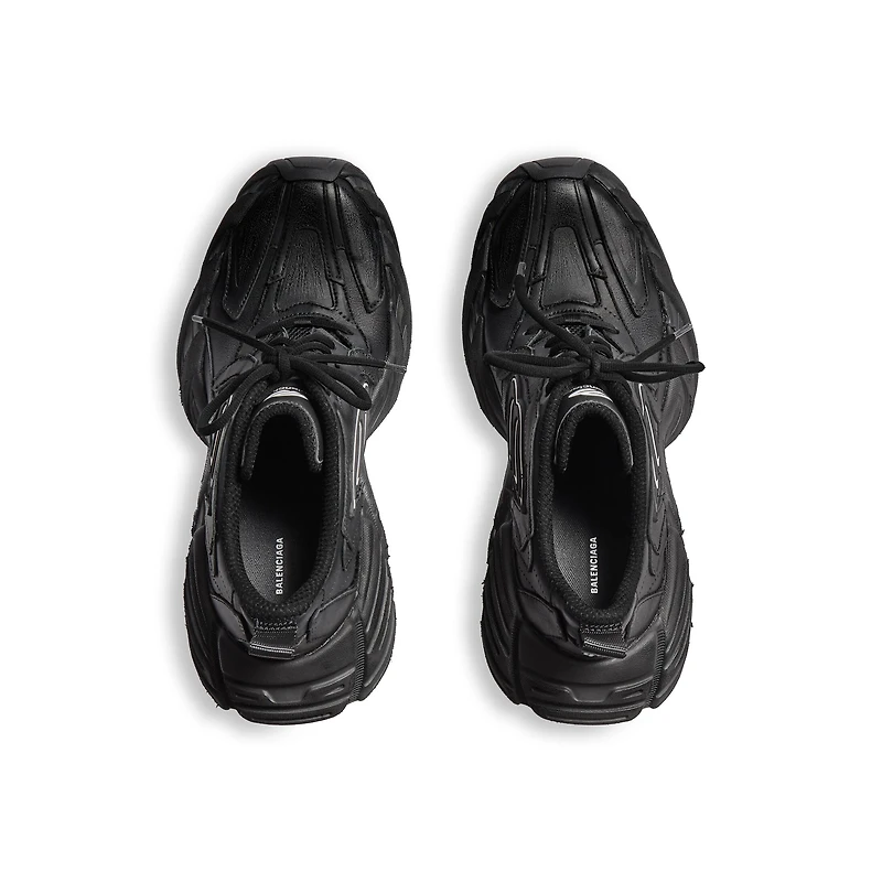 monday heel shoe