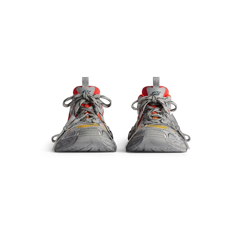 3xl gradient sneaker