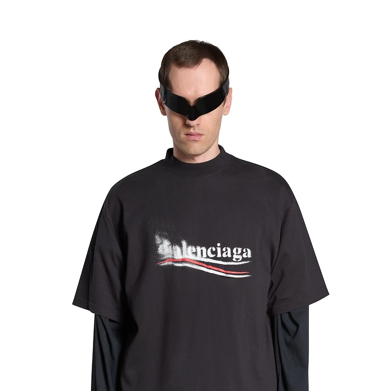 political stencil t-shirt medium fit
