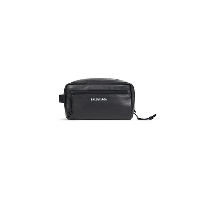 explorer toiletry pouch