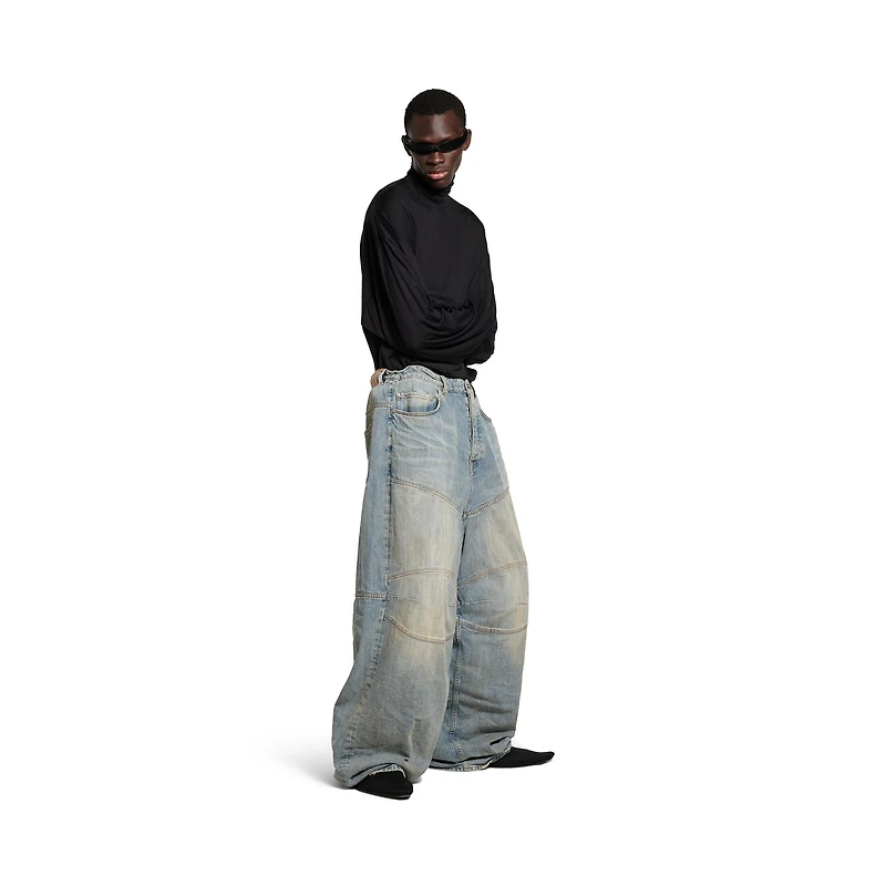 baggy pants