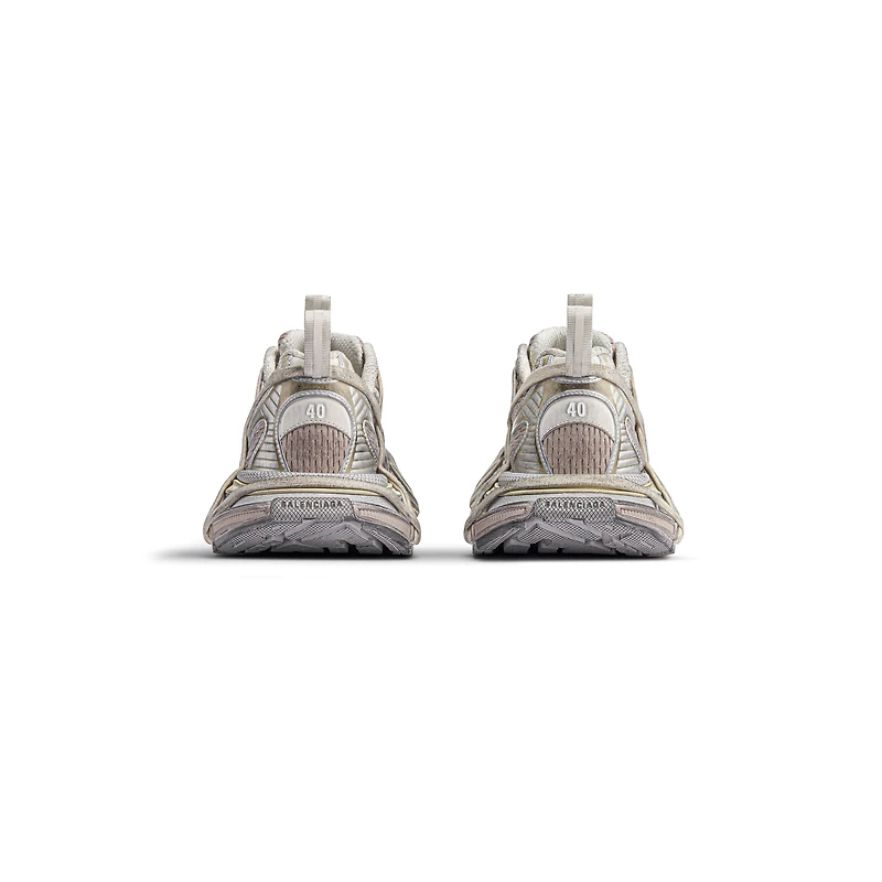 3xl extreme lace sneaker