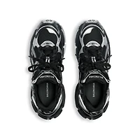 runner sneaker
