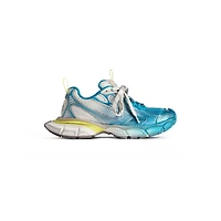 3xl toe spray sneaker