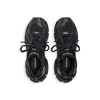 runner sneaker