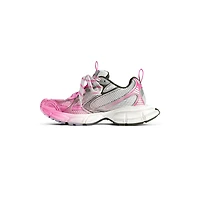 3xl toe spray sneaker