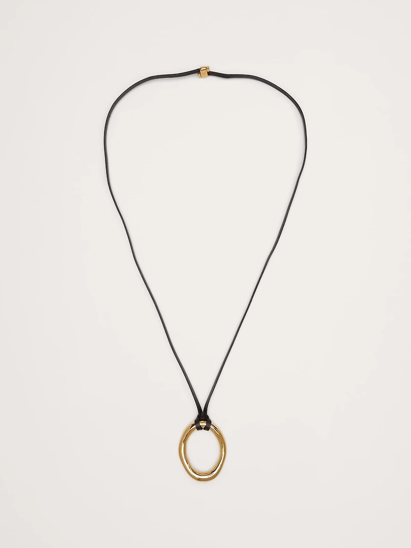 Leather Oval Pendant Necklace