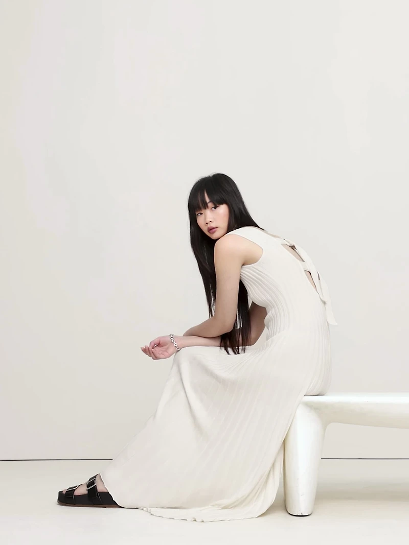 Sculpted Ribbed Backless Maxi Dress