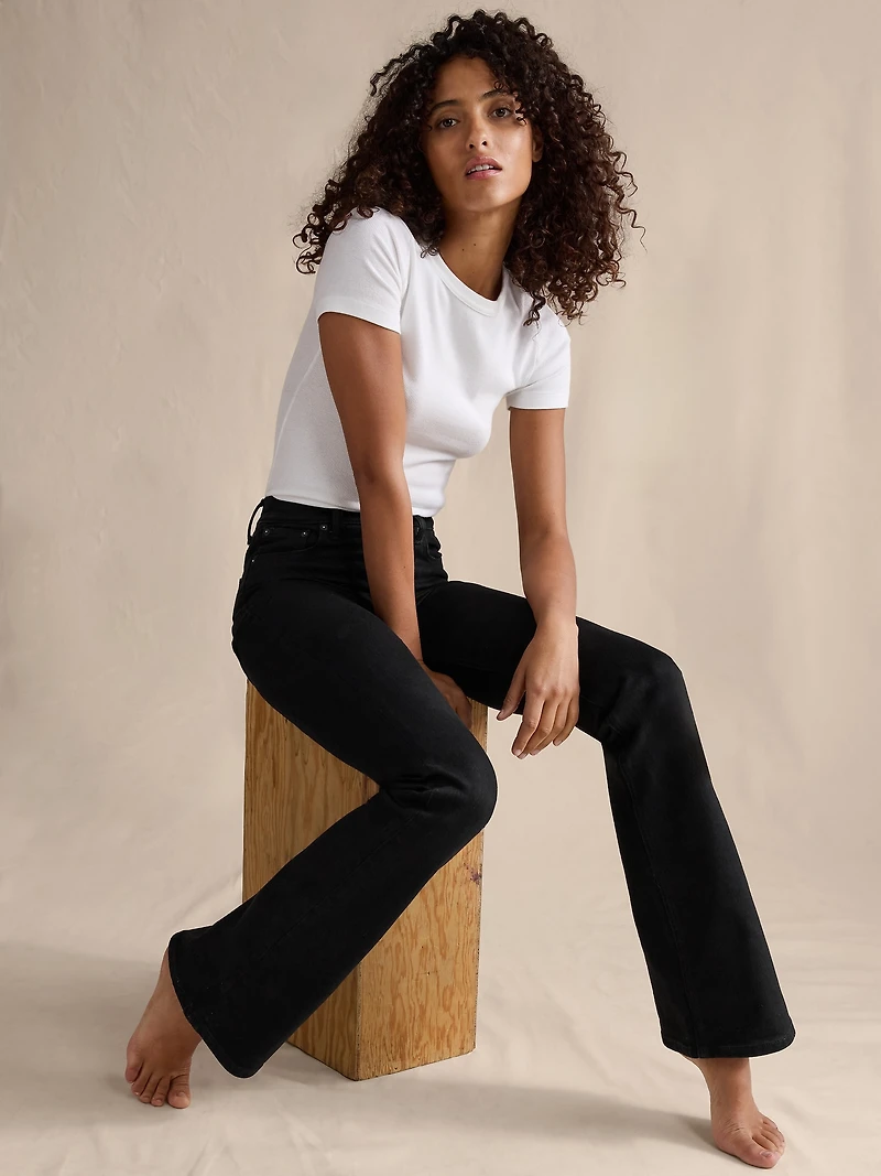 Mid-Rise Flare Jean