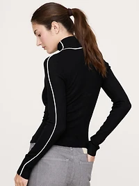 Featherweight Cashmere Turtleneck