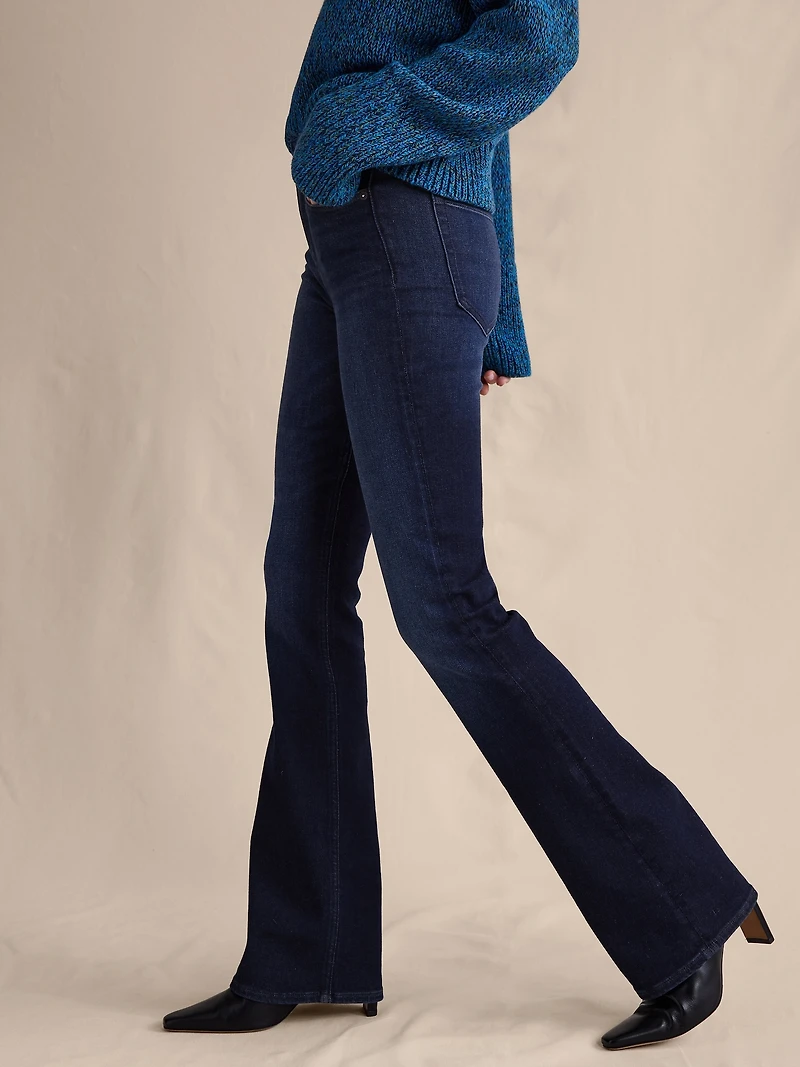 Mid-Rise Flare Jean