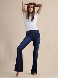 Mid-Rise Flare Jean
