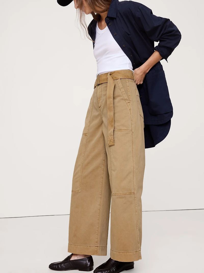 HIGH-RISE WIDE-LEG UTILITY CROP PANT