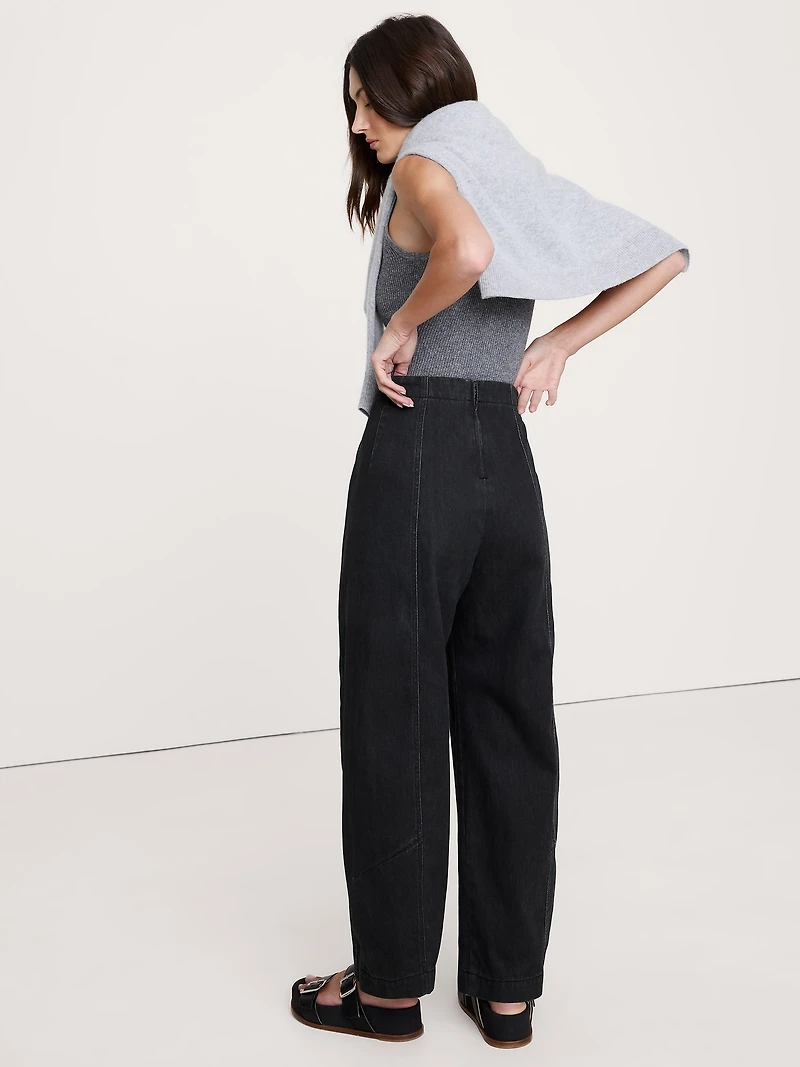 HIGH-RISE UTILITY BARREL-LEG PANT