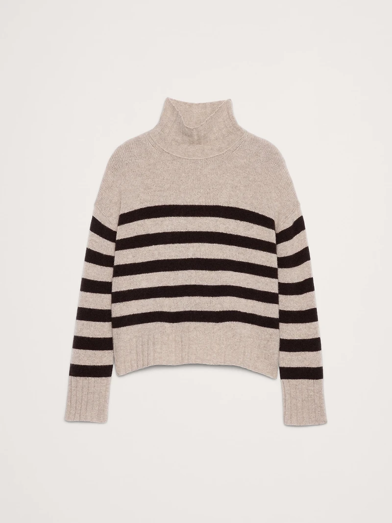 Relaxed Cashmere Turtleneck Sweater