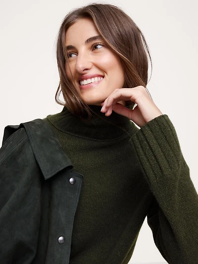 Oversized Cashmere Turtleneck Sweater