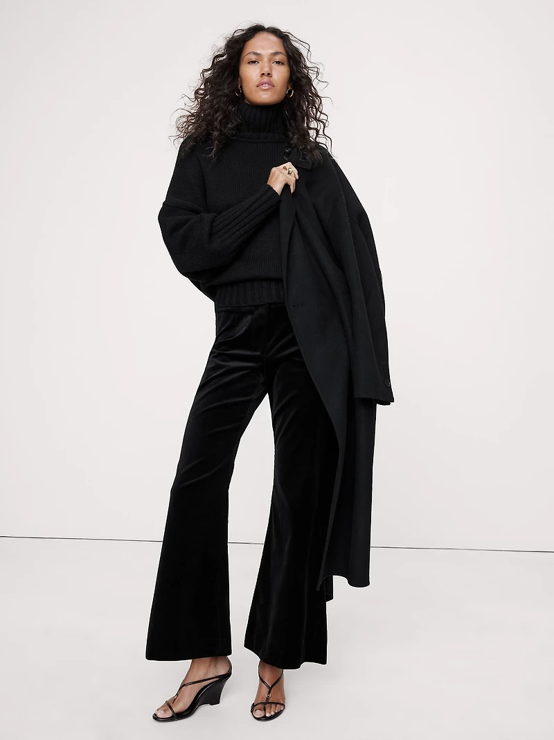Mid-Rise Flare Velvet Pant