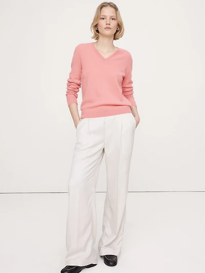 Lightweight Cashmere V-Neck Sweater