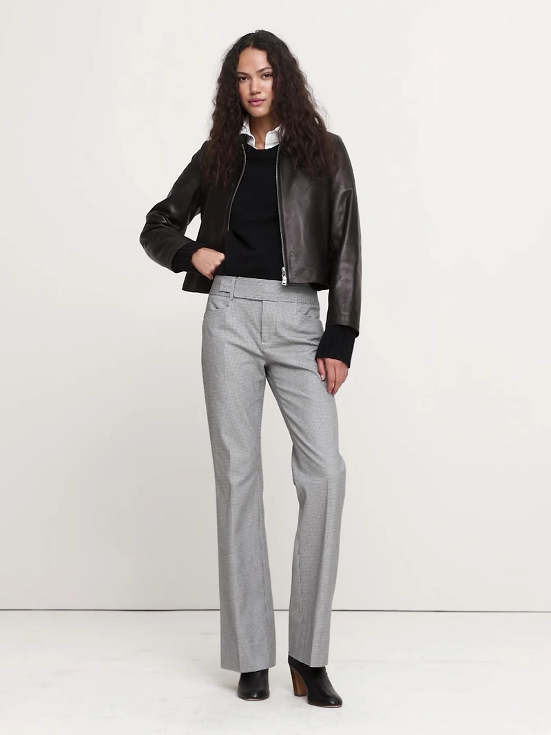 Mid-Rise Slim Bootcut Pant