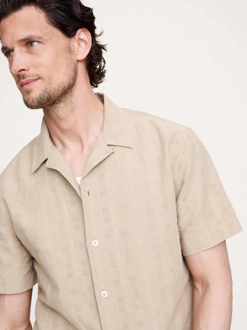 Standard-Fit Cotton-Linen Resort Shirt