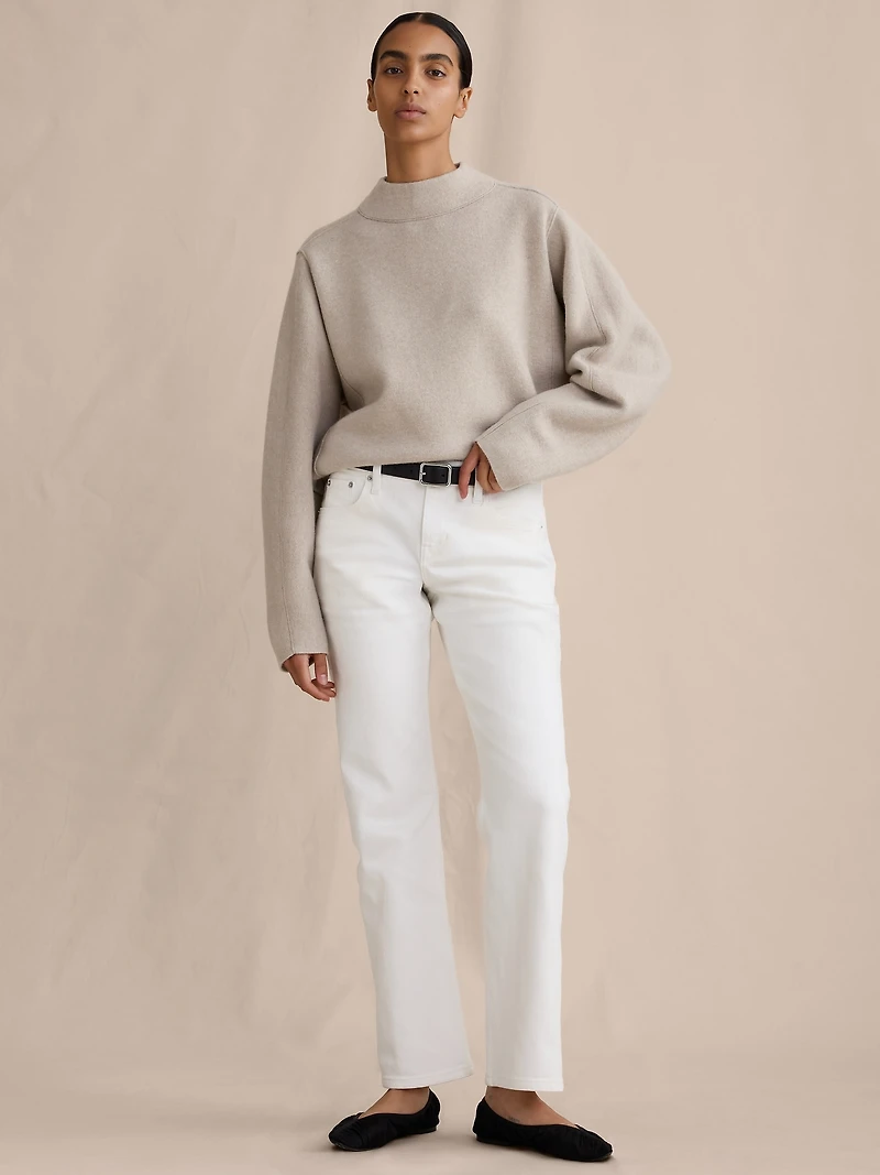 Low-Rise Kick-Straight Jean