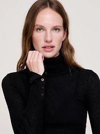 Featherweight Cashmere Turtleneck