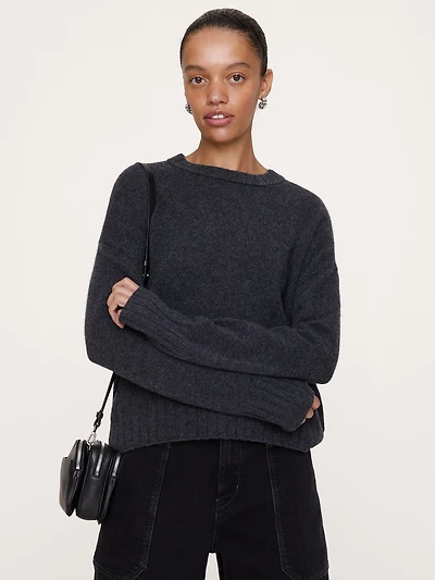 Oversized Midweight Cashmere Crew-Neck Sweater