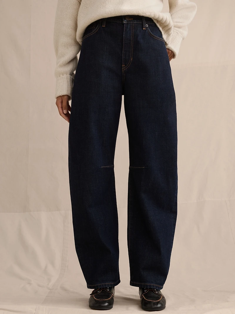 Mid-Rise Barrel Ankle Jean