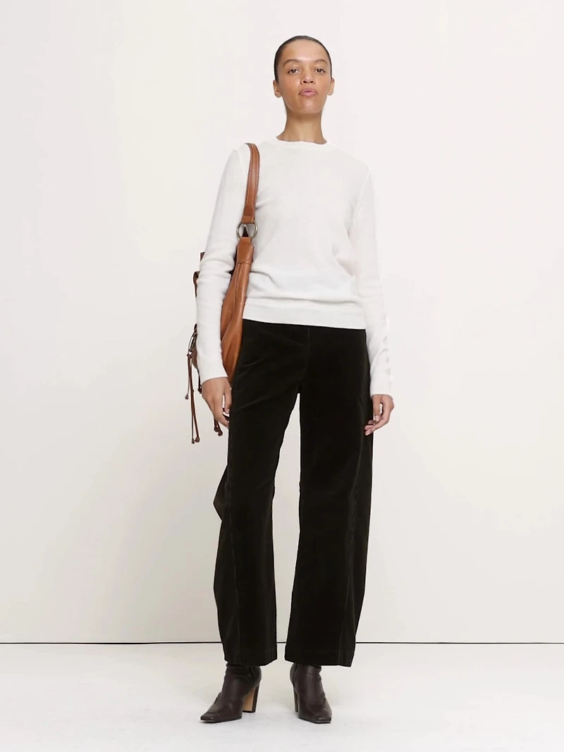 Lightweight Cashmere Crew-Neck Sweater