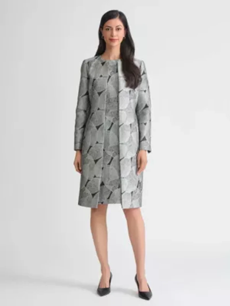 Women's Leaf Jacquard Topper