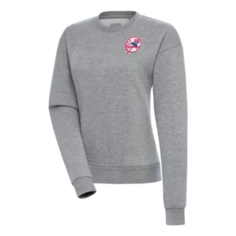 MLB New York Yankees Cooperstown Victory Crewneck Pullover Sweatshirt