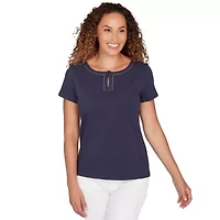 SOLID SHORT SLEEVE TOP WITH KISSING KEYHOLE NECKLINE