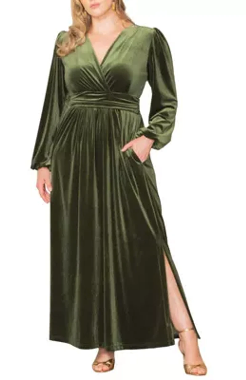 Women's Plus Vivienne Velvet Evening Gown with Pockets