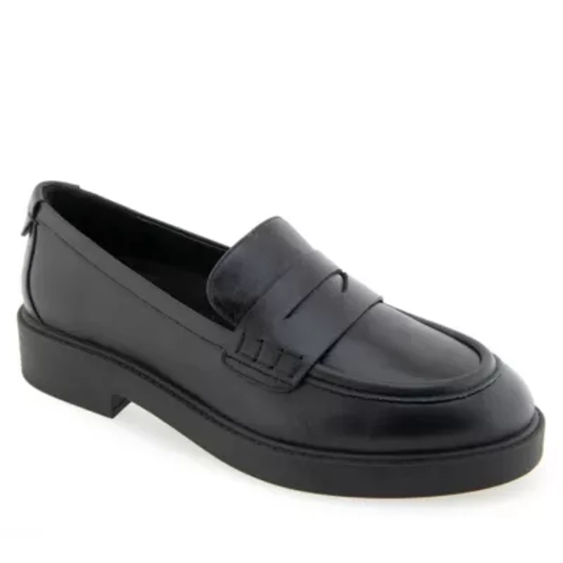 Poeta Tailored Loafer