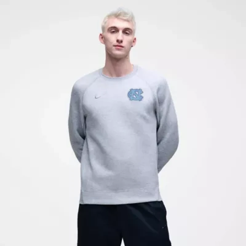 NCAA Nike North Carolina Tar Heels Tech Fleece Raglan Sweatshirt