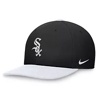 Chicago White Sox MLB Nike Black/White Chicago Sox Two-Tone Snapback Hat