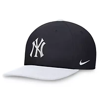 MLB Nike Navy/White New York Yankees Two-Tone Snapback Hat