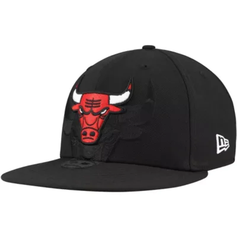 NBA Chicago Bulls Blackout Shadow Logo 59FIFTY Fitted Hat