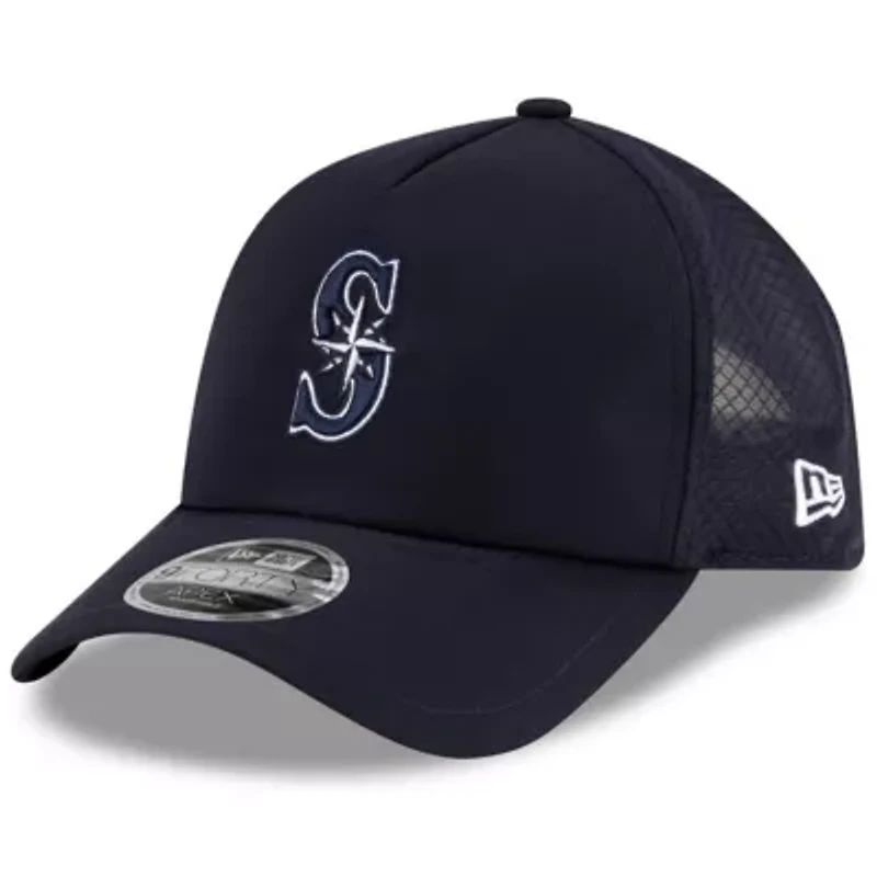 MLB Seattle Mariners 2026 Batting Practice Apex 9FORTY Adjustable Trucker Hat