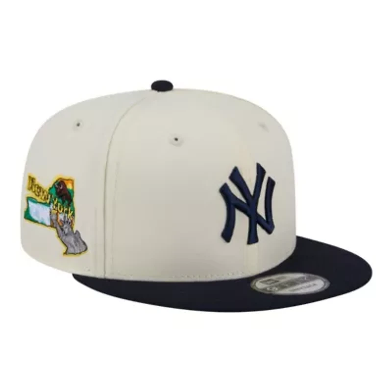 MLB Cream/Navy New York Yankees Localized 9FIFTY Snapback Hat