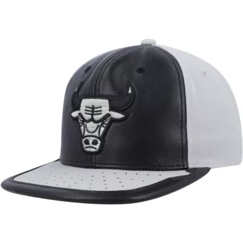 NBA Black/Gray Chicago Bulls Day One Snapback Hat