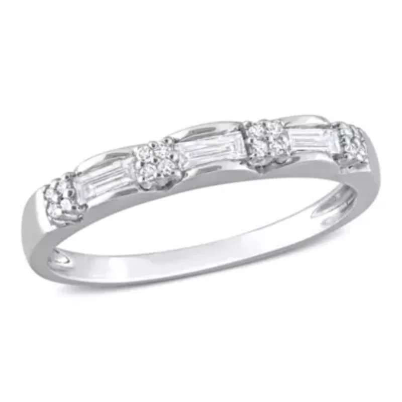 1/4 ct. t.w. Diamond Anniversary Ring Platinum