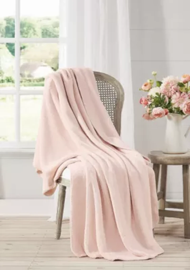 The Farmhouse by Rachel Ashwell Strawberry Delight 50x70 Throw