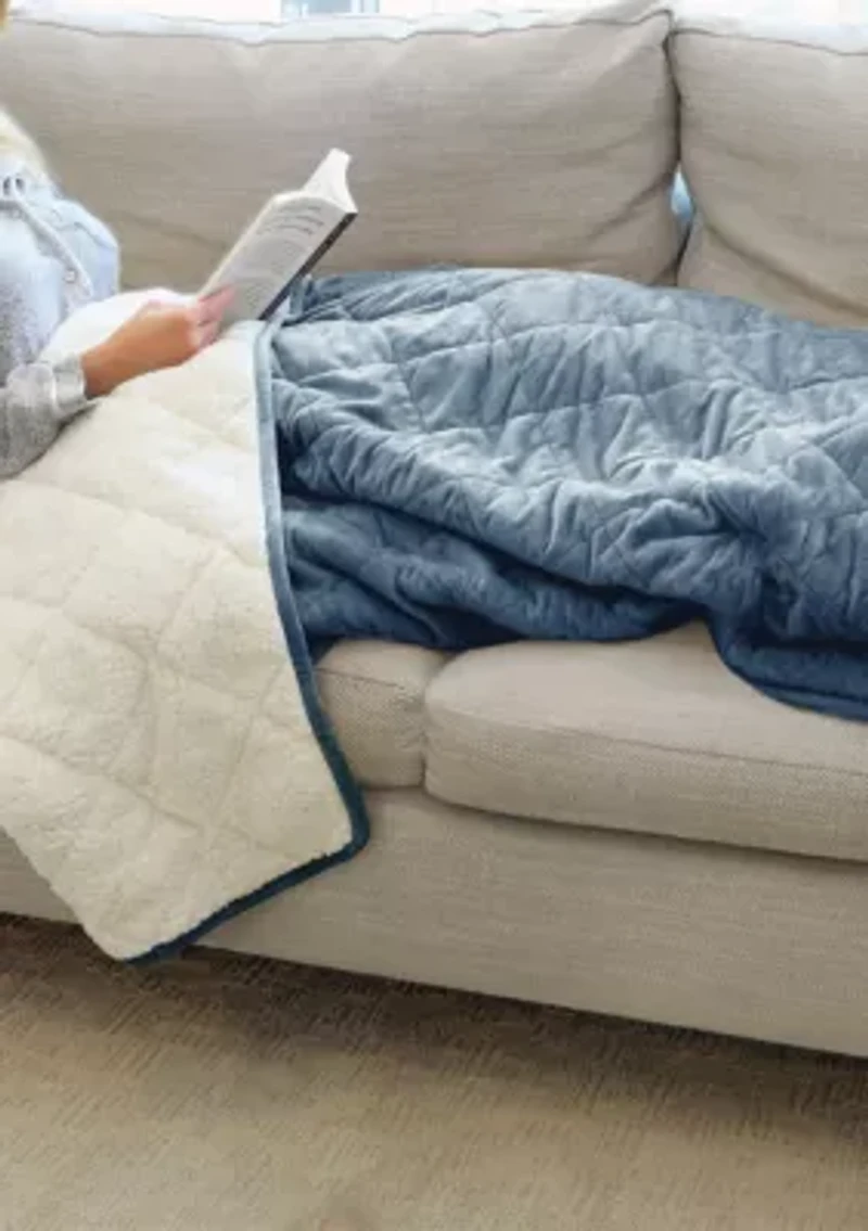 Quilted Velvet and Sherpa Foot Pocket Throw Blush