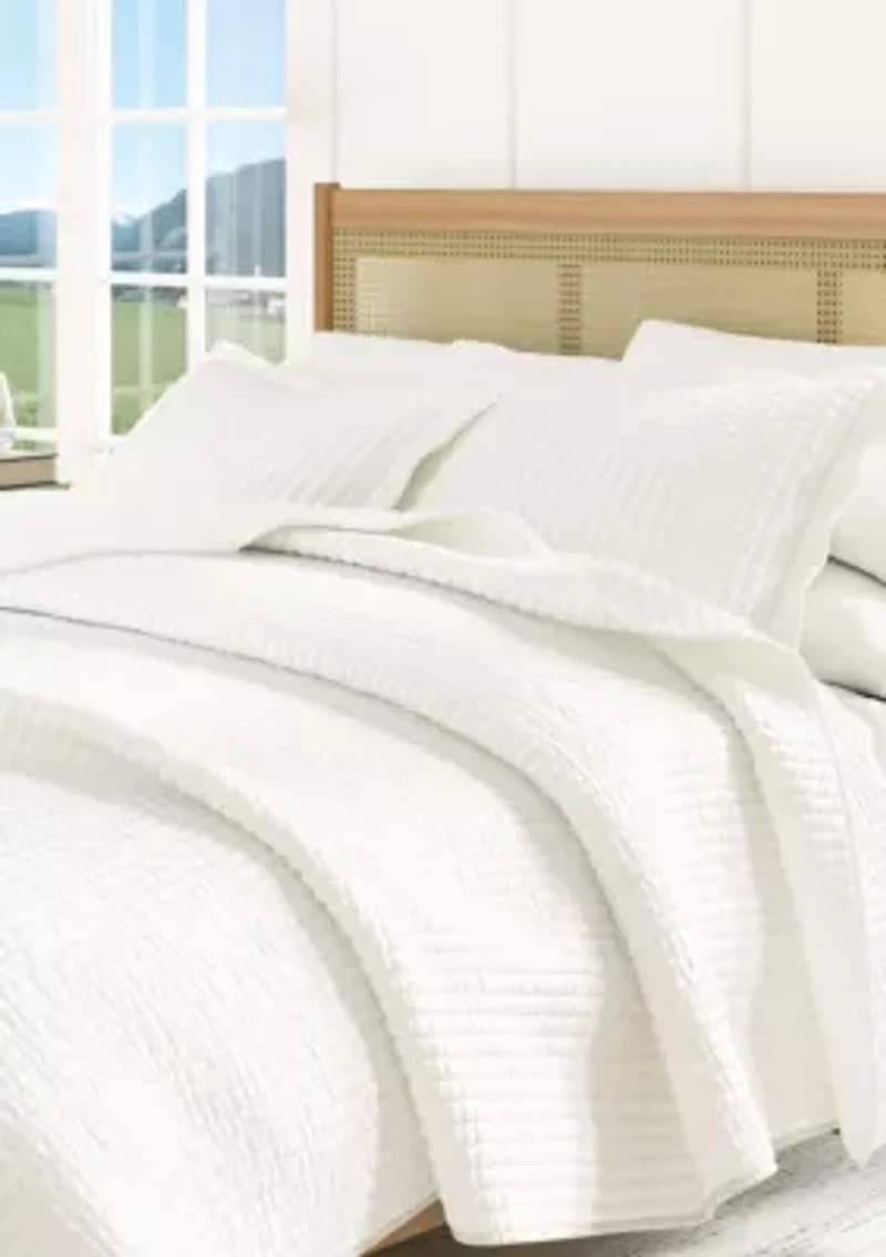 Solid Stitched Quilt Set