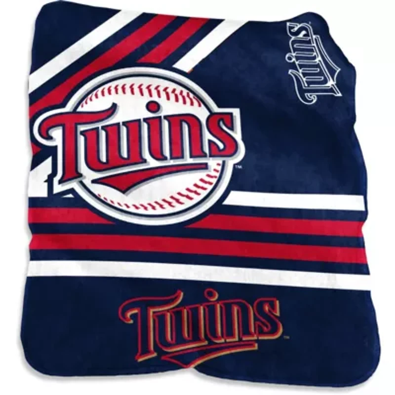 MLB Minnesota Twins 50'' x 60'' Plush Raschel Throw Blanket
