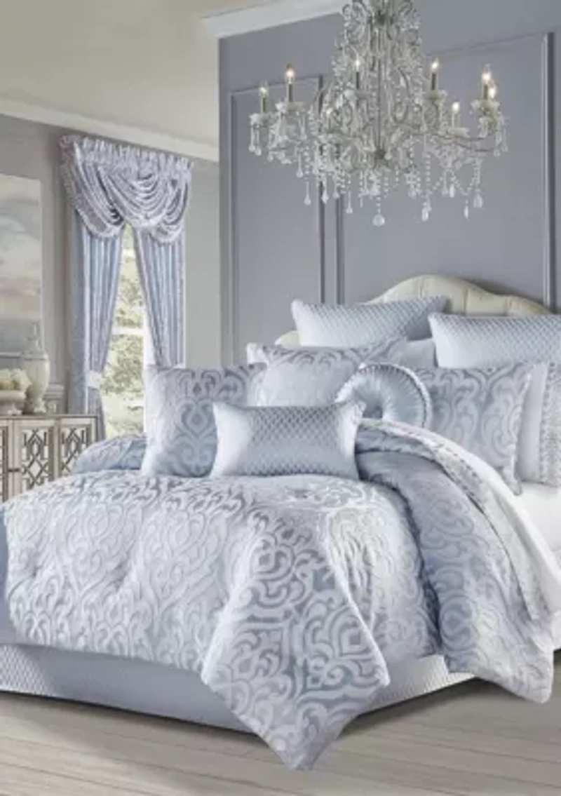 Liana 4pc. Comforter Set