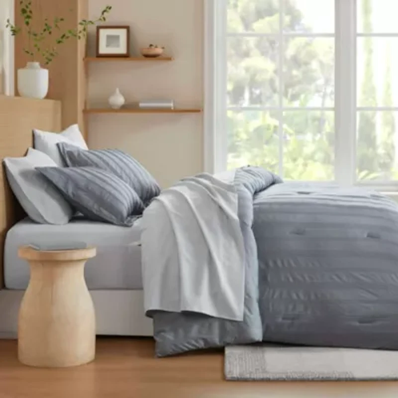 Logan Woven Striped Comforter Set