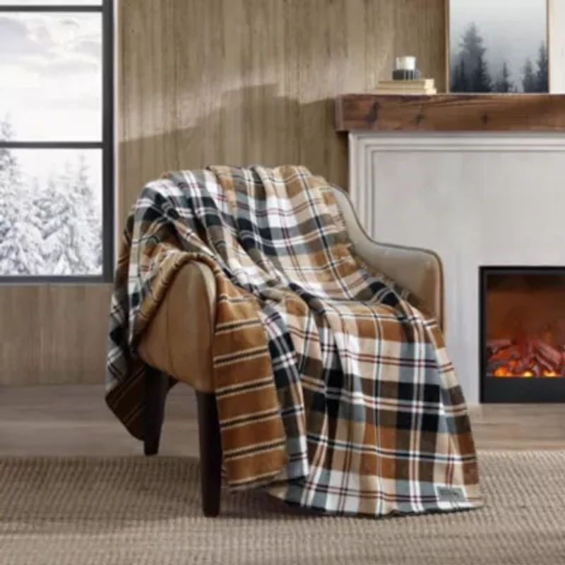 Trailhead Plaid Microfiber Throw Blanket