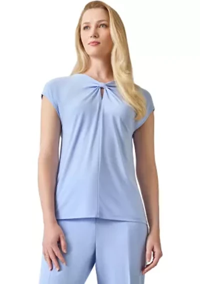 Petite Keyhole Scrunch Top